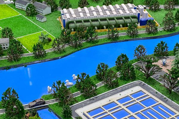 環(huán)保新質(zhì)生產(chǎn)力|納米高效光伏板自潔凈劑