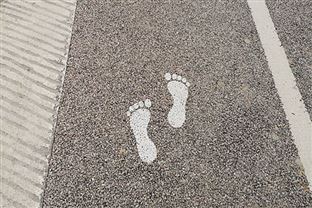 宇通纯电动高速扫路车批量交付天津，助力绿色养护升级！