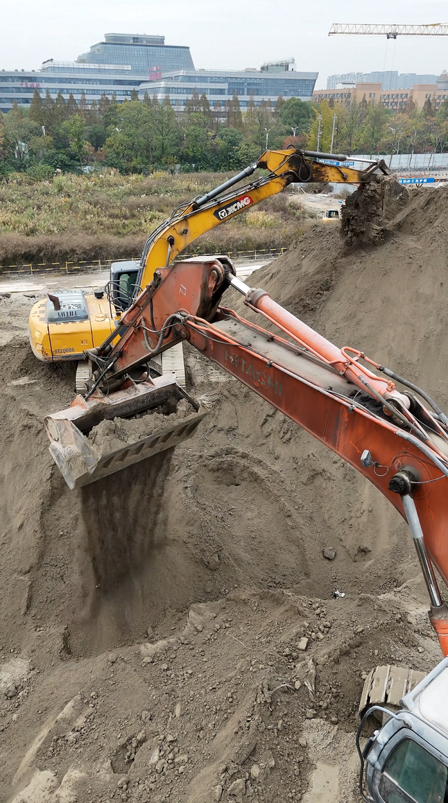 化污為凈，降本增效：ALLU篩分斗協助中國杭州地塊修復工程