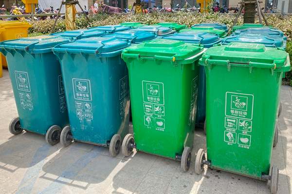 從“埋掉燒掉”到“穿回用上”：固廢正在成為新消費的起點