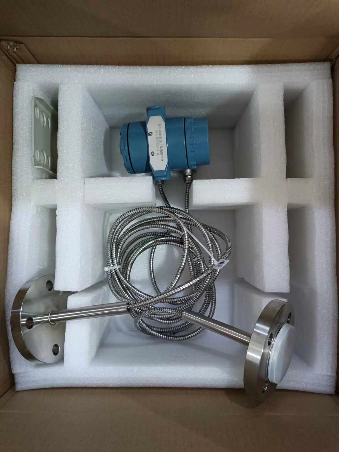 雙法蘭液位變送器2.jpg