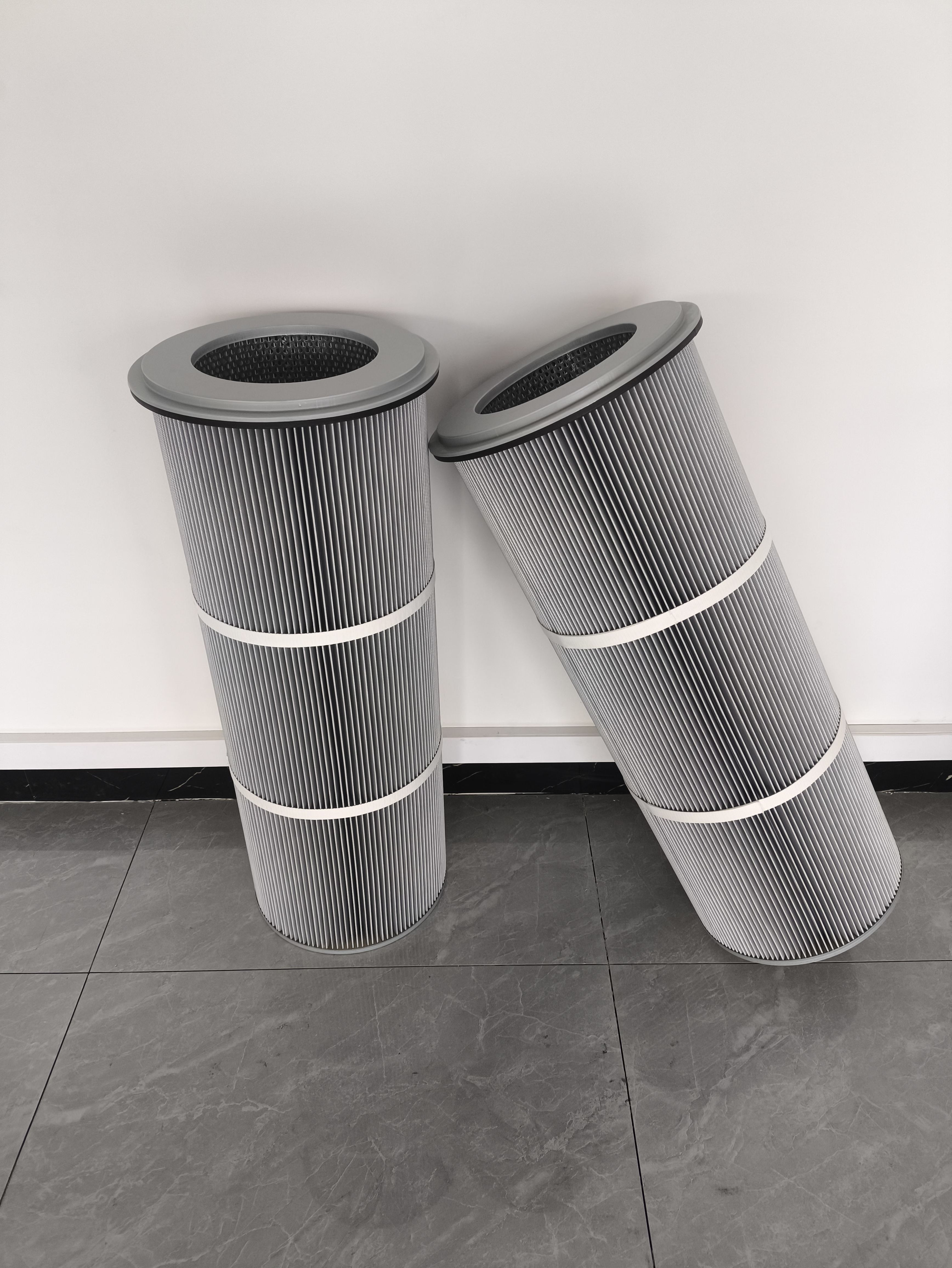 什么是炭黑防靜電除塵濾筒